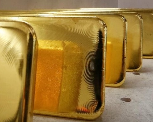 طلا در مرز ۱۶۰۰ دلار متوقف شد