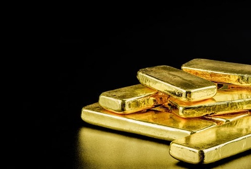 نفت درباره قیمت طلا چه می گوید؟