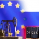 اروپا روی کاهش هزینه تحریم نفت روسیه کار می‌کند